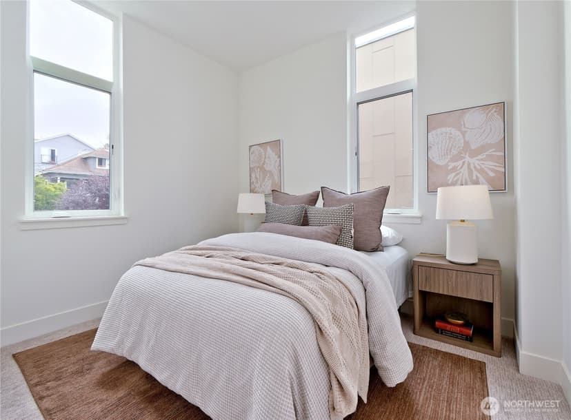Property photo for 715 15th Avenue #A, Seattle photo 9
