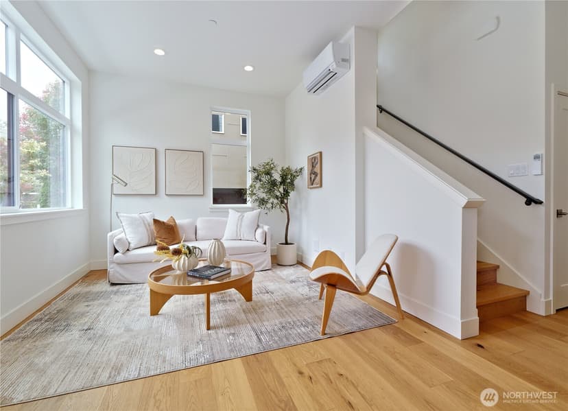 Property photo for 715 15th Avenue #A, Seattle photo 5