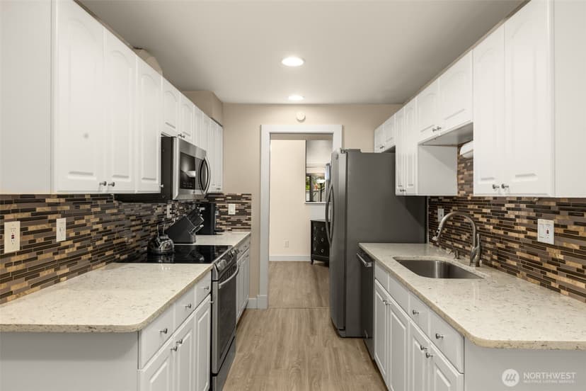 Property photo for 14226 NE 2nd Place #65, Bellevue photo 7