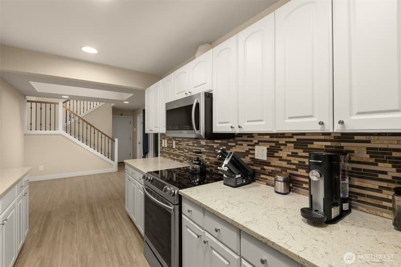 Property photo for 14226 NE 2nd Place #65, Bellevue photo 10