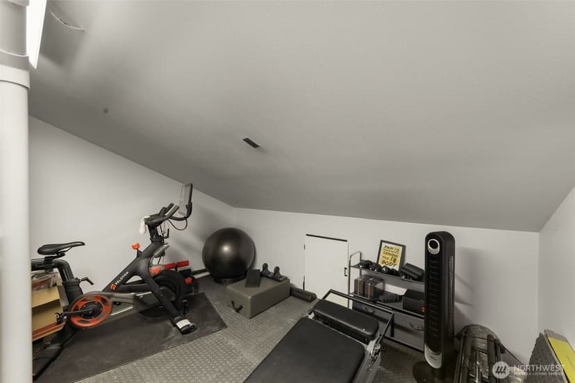 Property photo for 14226 NE 2nd Place #65, Bellevue photo 27