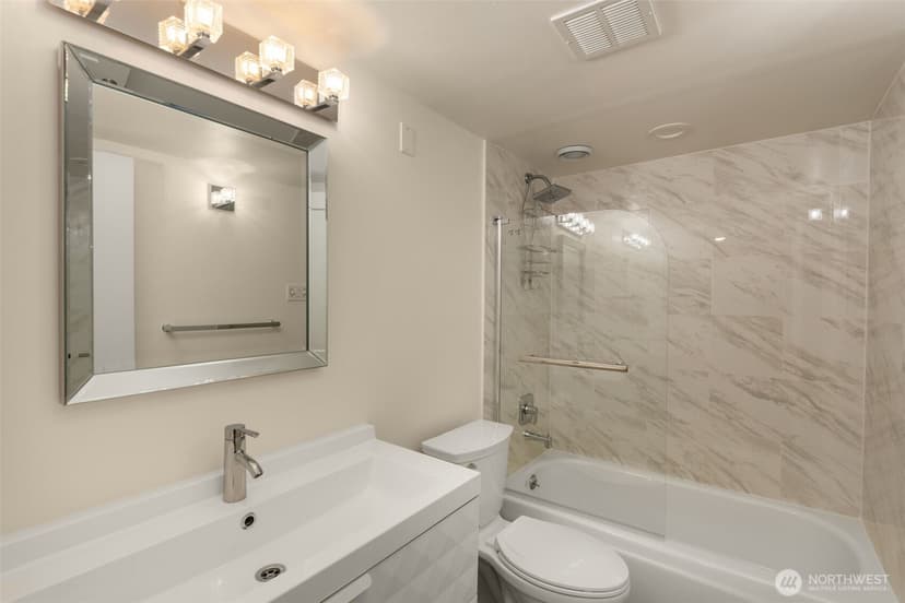 Property photo for 14226 NE 2nd Place #65, Bellevue photo 22
