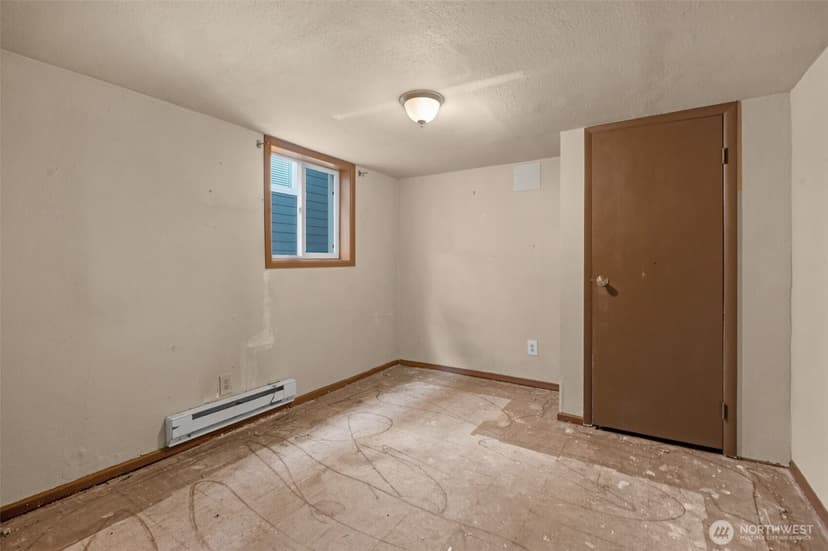 Property photo for 3005 3rd Avenue W, Seattle photo 20