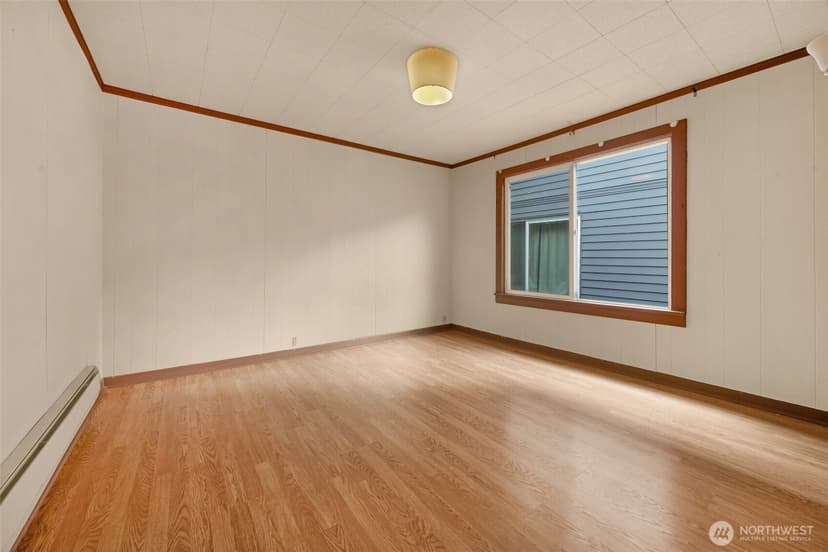 Property photo for 3005 3rd Avenue W, Seattle photo 23