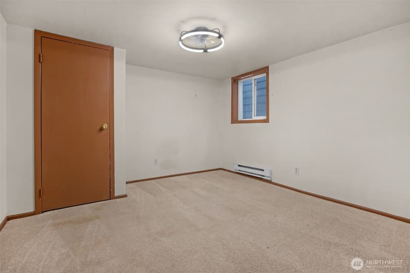 Property photo for 3005 3rd Avenue W, Seattle photo 19