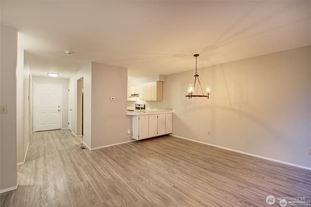 Property photo for 11243 NE 131st Lane, Kirkland photo 5