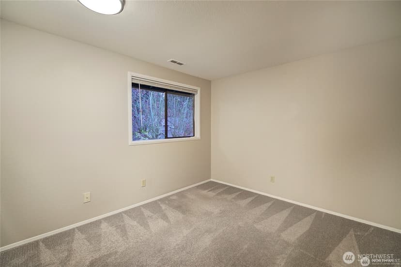 Property photo for 11243 NE 131st Lane, Kirkland photo 16