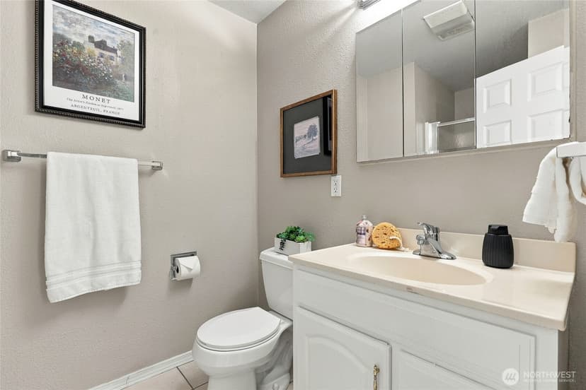Property photo for 7815 227th Place SW, Edmonds photo 17