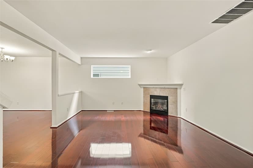 Property photo for 19423 Meridian Place W, Bothell photo 6