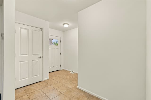 Property photo for 19423 Meridian Place W, Bothell photo 5