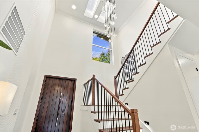 Property photo for 13344 SE Newport Way, Bellevue photo 23