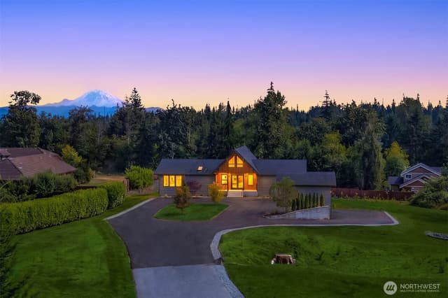 Property photo for 20825 SE 202nd Street, Renton photo 4