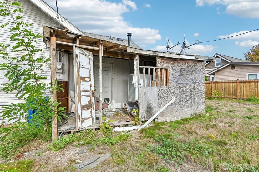 Property photo for 502 8th Street SE, Auburn photo 14