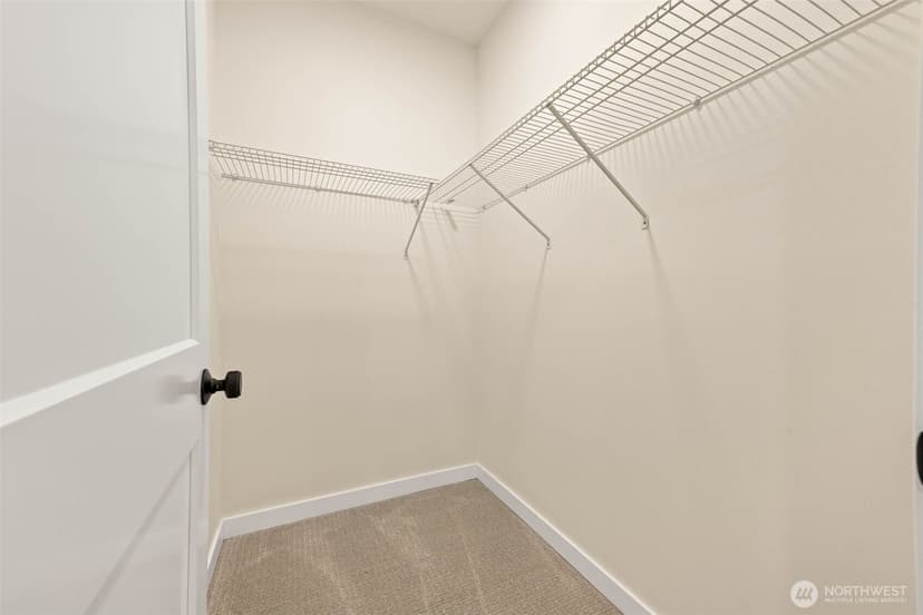 Property photo for 10733 Interlake Avenue N, Seattle photo 15