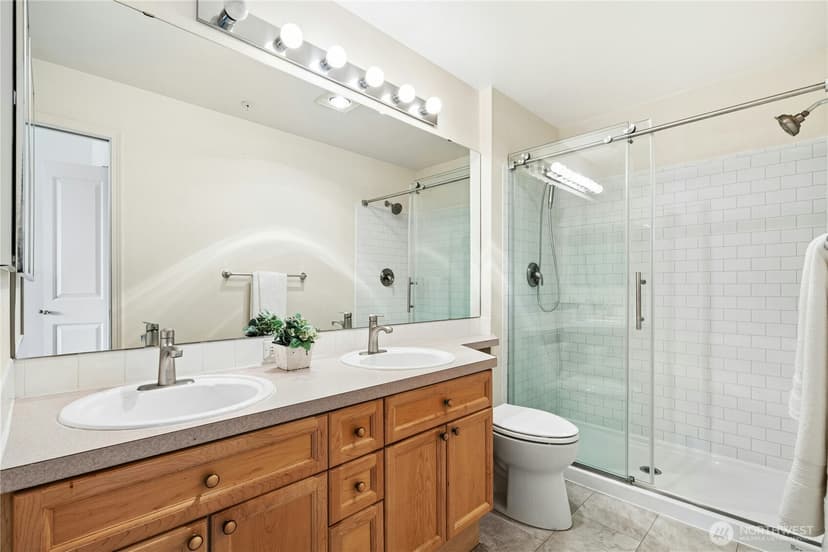 Property photo for 2244 132nd Avenue SE #B208, Bellevue photo 20