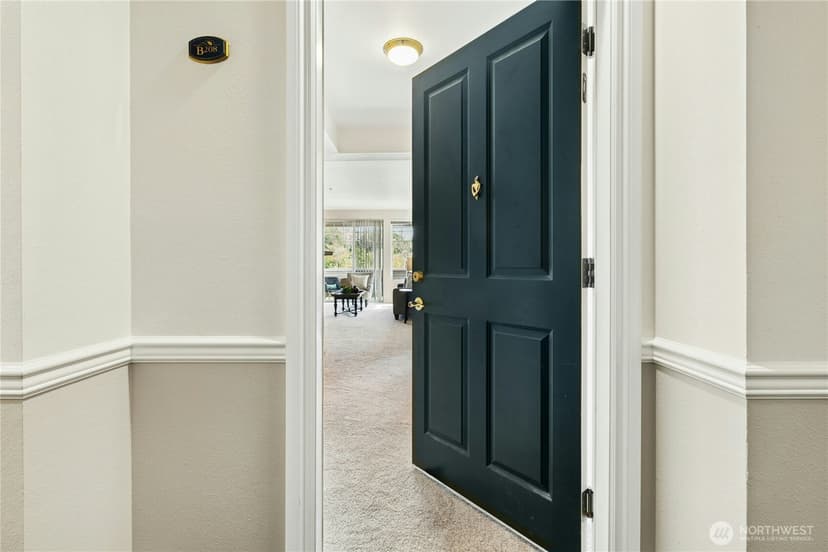 Property photo for 2244 132nd Avenue SE #B208, Bellevue photo 4