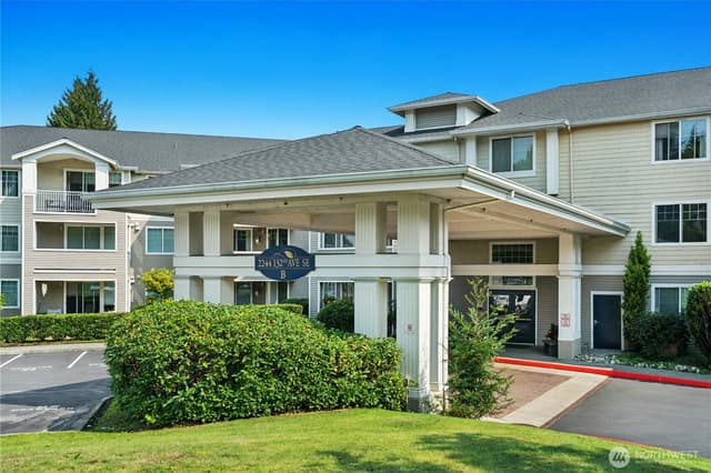 Property photo for 2244 132nd Avenue SE #B208, Bellevue photo 2