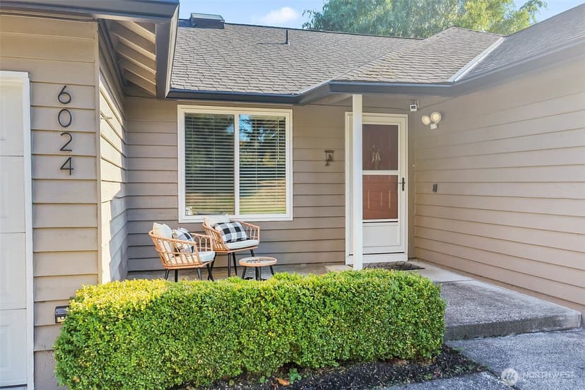 Property photo for 6024 145th Street SE, Everett photo 3