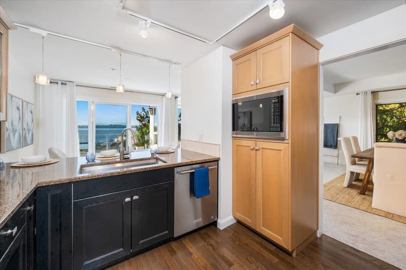 Property photo for 5304 Lake Washington Boulevard NE #H, Kirkland photo 13