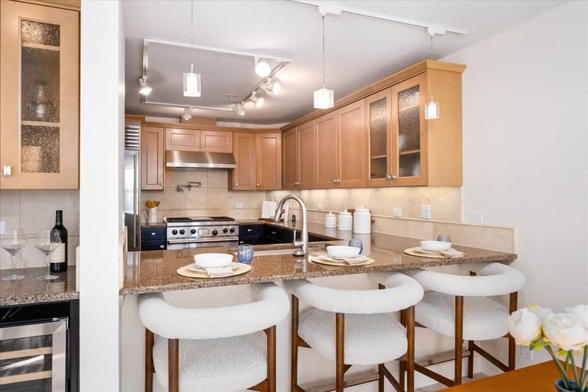 Property photo for 5304 Lake Washington Boulevard NE #H, Kirkland photo 8