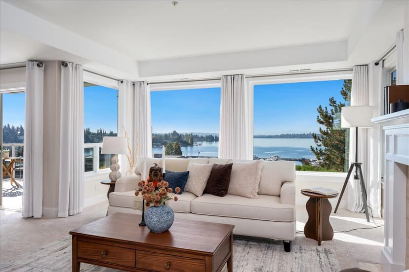 Property photo for 5304 Lake Washington Boulevard NE #H, Kirkland photo 2