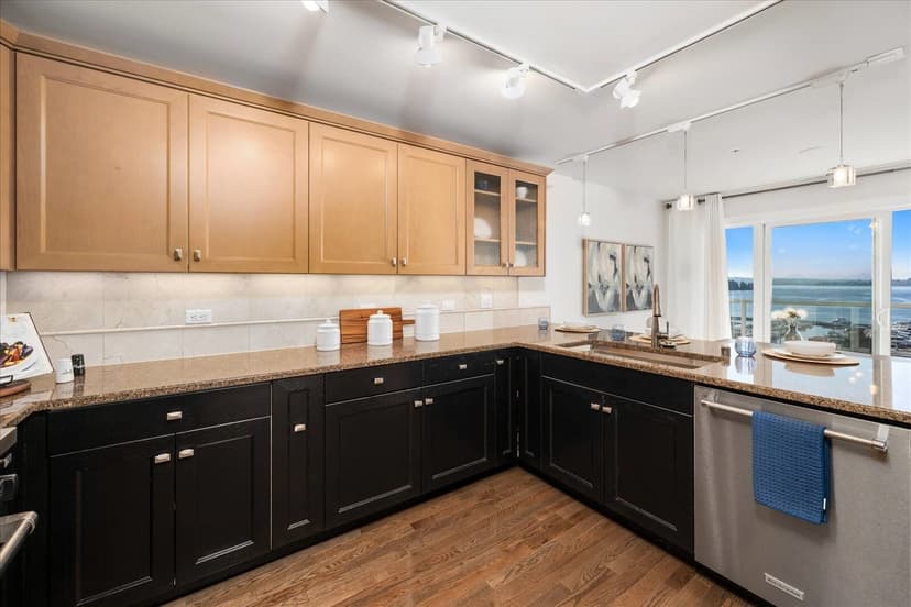 Property photo for 5304 Lake Washington Boulevard NE #H, Kirkland photo 12