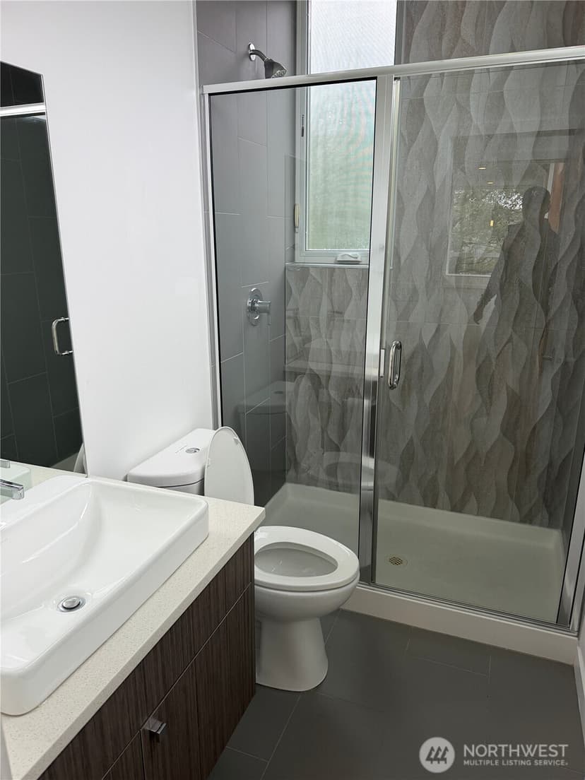 Property photo for 2573 13th Avenue W, Seattle photo 14