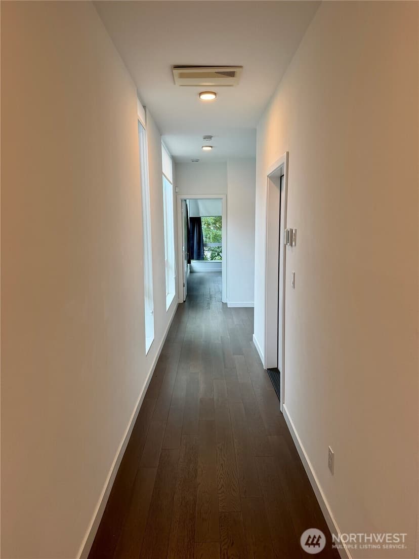 Property photo for 2573 13th Avenue W, Seattle photo 23