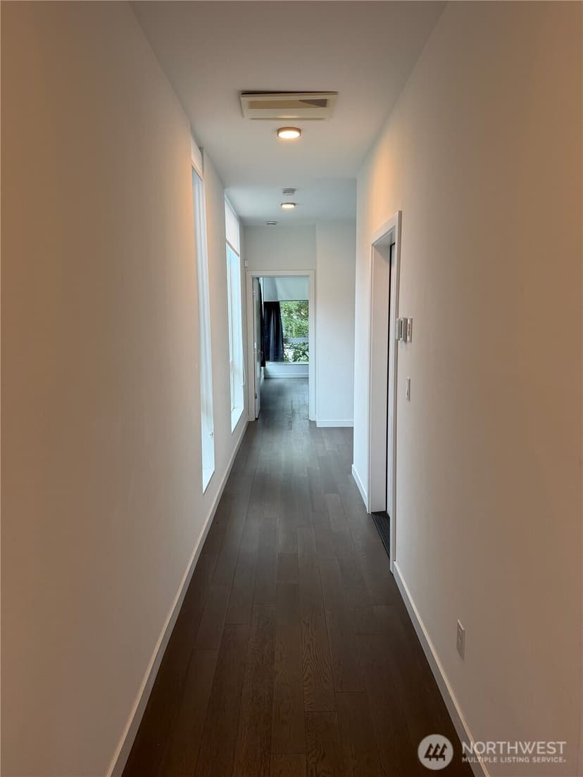 Property photo for 2573 13th Avenue W, Seattle photo 12