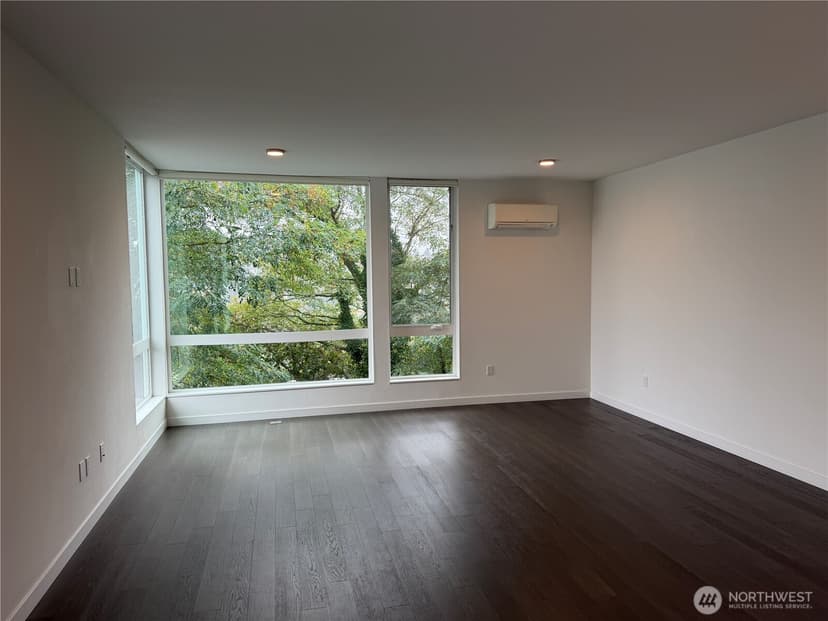 Property photo for 2573 13th Avenue W, Seattle photo 13