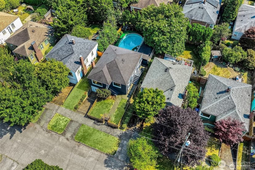 Property photo for 647 NW 51st Street, Seattle photo 32