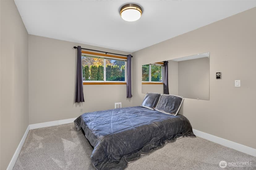 Property photo for 4911 169th Street SE, Bothell photo 12