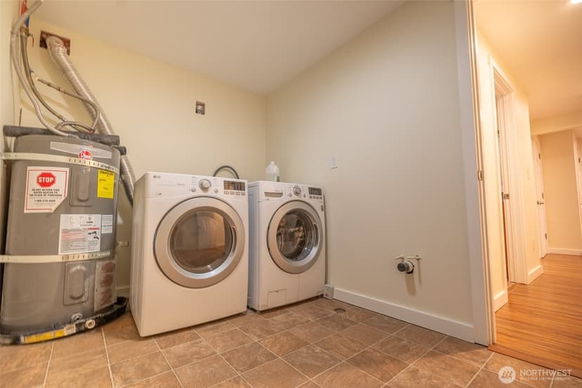 Property photo for 8344 Beacon Avenue S, Seattle photo 22