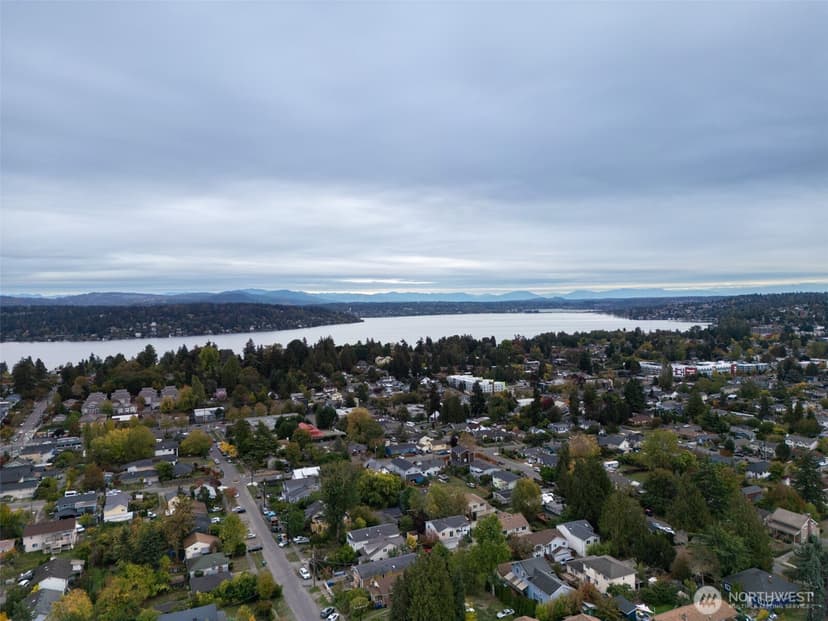 Property photo for 8344 Beacon Avenue S, Seattle photo 28