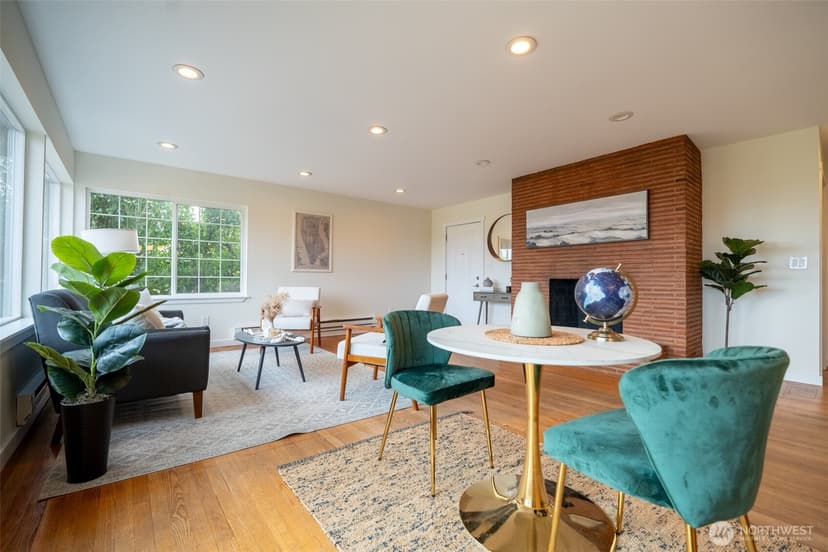 Property photo for 8344 Beacon Avenue S, Seattle photo 5