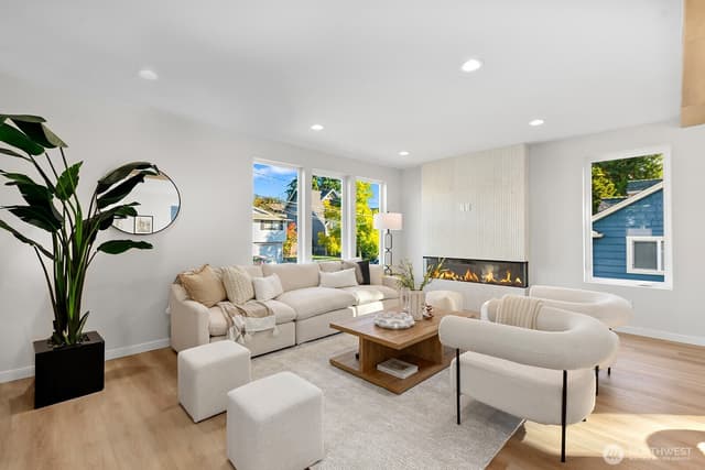 Property photo for 725 N 88th Street #A, Seattle photo 5