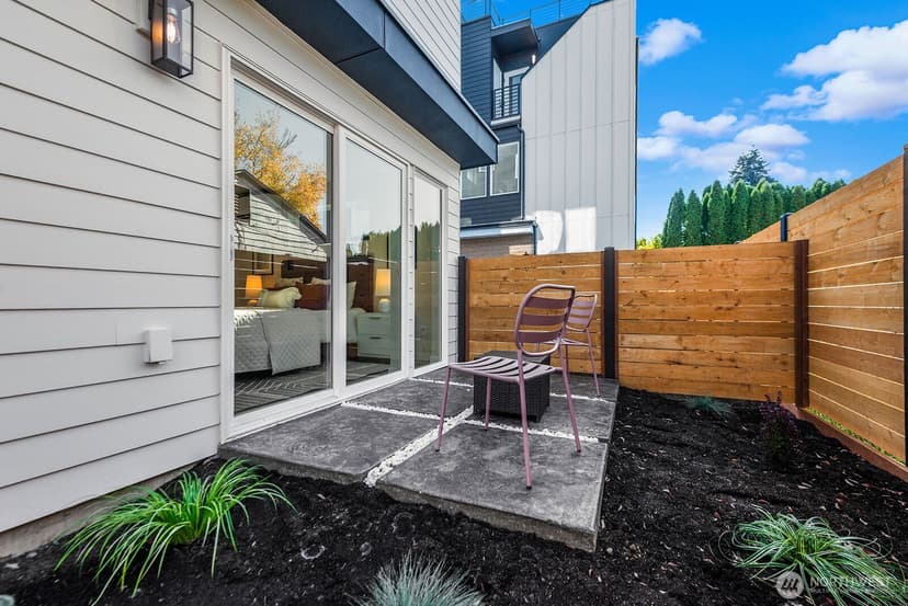 Property photo for 725 N 88th Street #A, Seattle photo 31