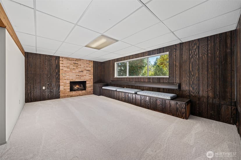 Property photo for 12634 SE 4th Place, Bellevue photo 15