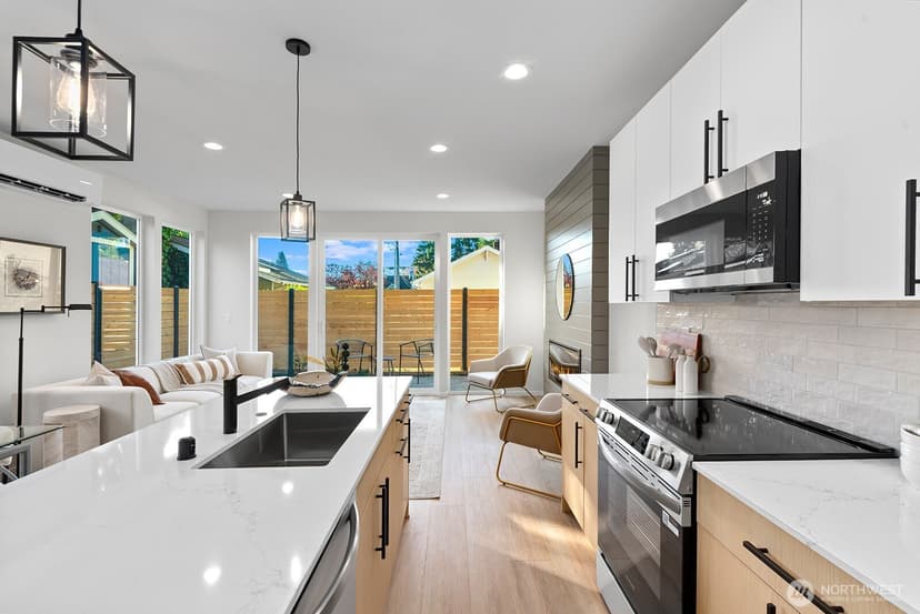Property photo for 725 N 88th Street #C, Seattle photo 7