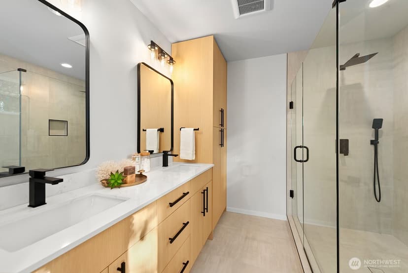 Property photo for 725 N 88th Street #C, Seattle photo 19