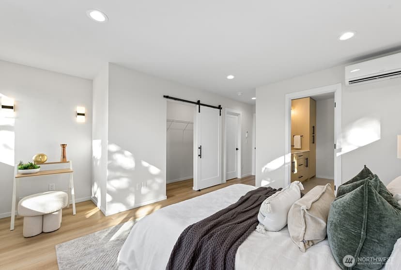 Property photo for 725 N 88th Street #C, Seattle photo 18