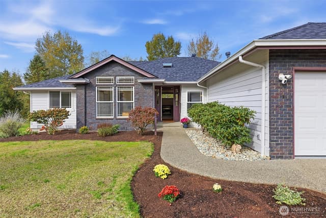 Property photo for 118 140th Avenue SE, Lake Stevens photo 2
