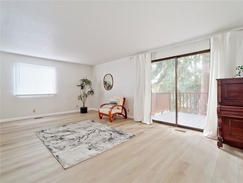 Property photo for 22121 4th Avenue SE, Bothell photo 18