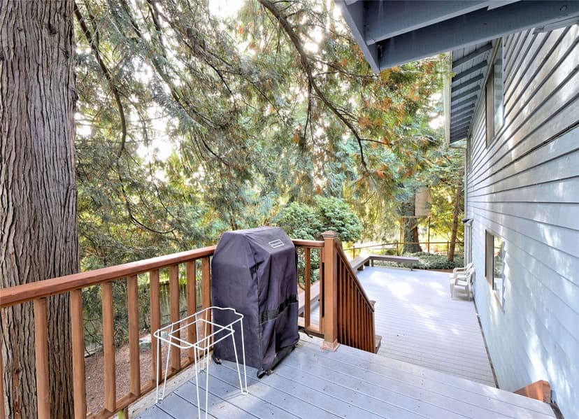 Property photo for 22121 4th Avenue SE, Bothell photo 26
