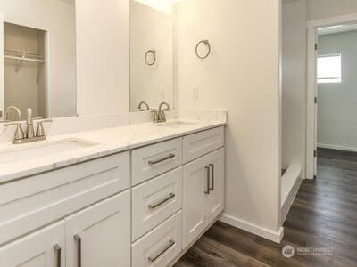 Property photo for 114 E Willis Street, Kent photo 27