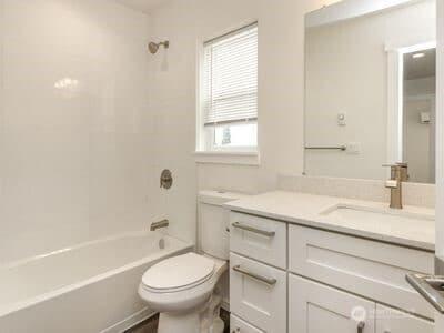 Property photo for 114 E Willis Street, Kent photo 17