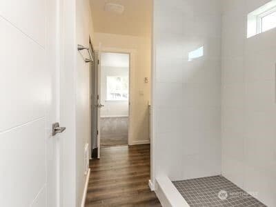 Property photo for 114 E Willis Street, Kent photo 24