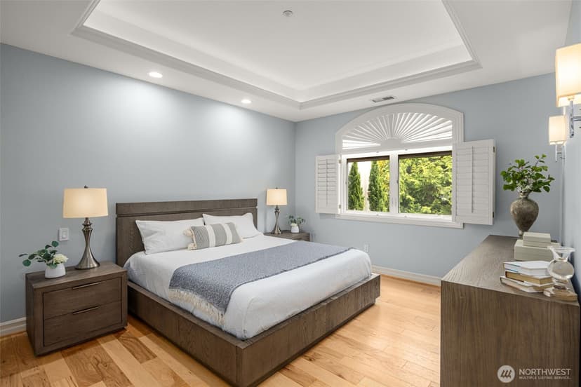 Property photo for 10398 NE 17th Street #206, Bellevue photo 13