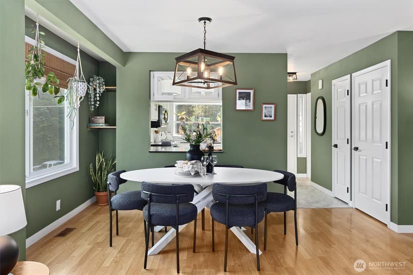 Property photo for 3802 25th Avenue W, Seattle photo 6