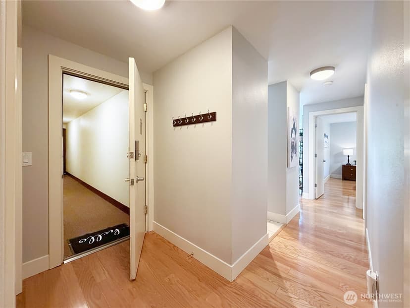 Property photo for 731 Broadway E #301, Seattle photo 5